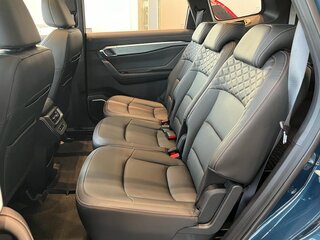 2026 Geely Okavango I Рестайлинг, синий, 3993990 рублей, вид 4