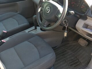 2005 Mazda Demio II (DY) Рестайлинг, серебристый, 420000 рублей, вид 5