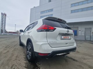 2018 Nissan X-Trail III Рестайлинг, белый, 2650000 рублей, вид 3