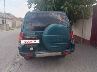 2001 Mitsubishi Montero III, зелёный, 900000 рублей, вид 2
