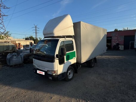 1999 Nissan Atlas, белый, 900000 рублей, вид 1