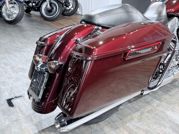 2018 Harley-Davidson Road Glide, пурпурный, 1899000 рублей - вид 20