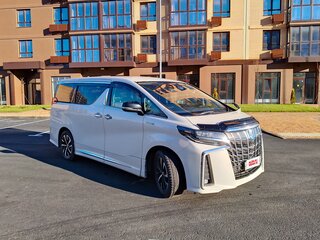 2018 Toyota Alphard III Рестайлинг, белый, 3999999 рублей, вид 3
