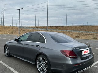 2018 Mercedes-Benz E-Класс 200 V (W213, S213, C238), серый, 3000000 рублей, вид 4