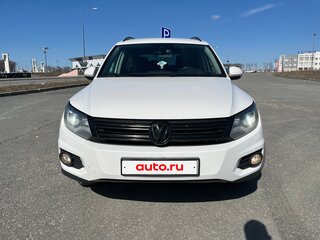 2013 Volkswagen Tiguan I Рестайлинг, белый, 1450000 рублей, вид 2