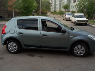 2010 Renault Sandero I, серый, 500000 рублей, вид 5