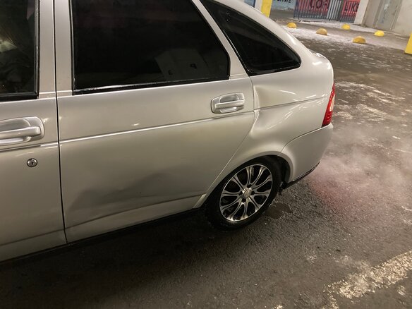 2010 Lada (ВАЗ) Priora I, серебристый, 299990 рублей - вид 8