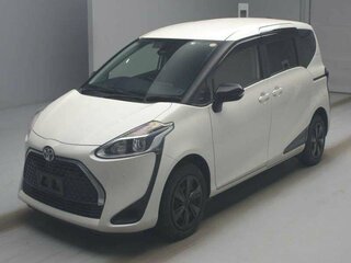 2021 Toyota Sienta II Рестайлинг, белый, 1700000 рублей, вид 5