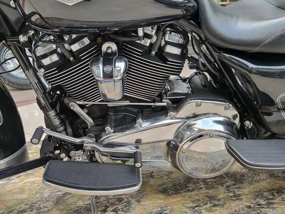 2017 Harley-Davidson Road King, чёрный - вид 9