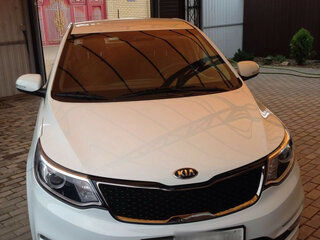 2015 Kia Rio 6-speed III, белый, 1350000 рублей, вид 1