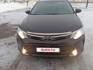 2015 Toyota Camry VII (XV50) Рестайлинг, чёрный, 2100000 рублей, вид 1