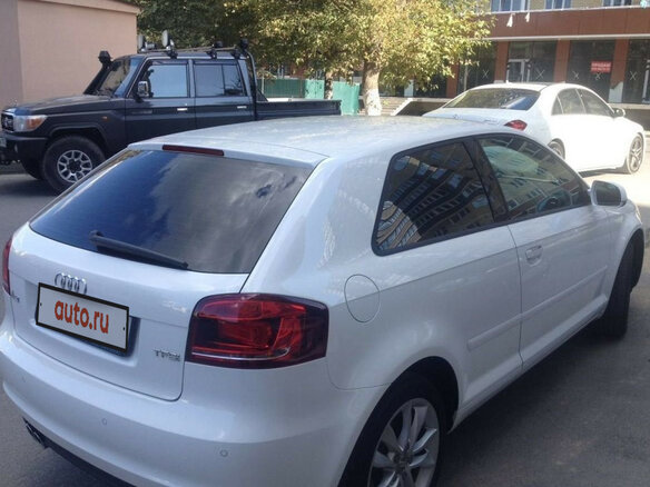 2010 Audi A3, белый - вид 1