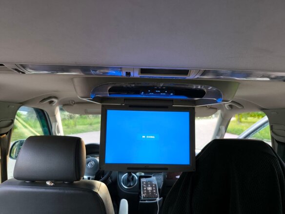 2012 Volkswagen Multivan T5 Рестайлинг, серебристый, 2000000 рублей - вид 9