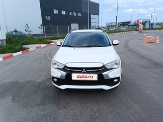 2018 Mitsubishi ASX I Рестайлинг 2, белый, 1800000 рублей, вид 2