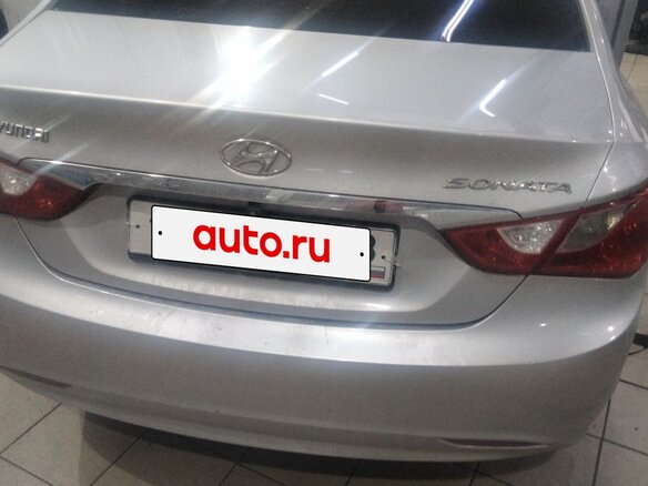 2011 Hyundai Sonata VI (YF), серый, 950000 рублей - вид 2