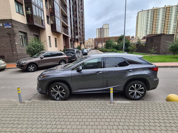 2020 Lexus RX 350 IV Рестайлинг, серый, 5200000 рублей - вид 2