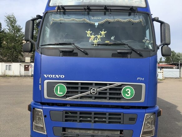2006 Volvo FH, синий, 5555000 рублей - вид 36