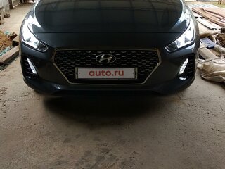 2018 Hyundai i30 III, серый, 1900000 рублей, вид 4