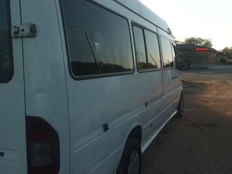 2000 Mercedes-Benz Sprinter, белый, 1110000 рублей, вид 5