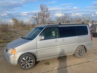 2001 Honda Stepwgn I Рестайлинг, серебристый, 700000 рублей, вид 4