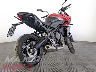 2023 Triumph Tiger Sport 660, красный, 885000 рублей, вид 4