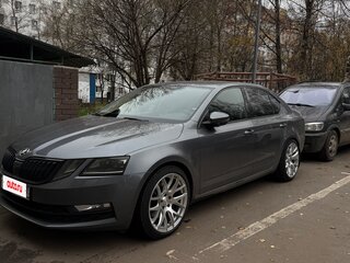 2017 Skoda Octavia III (A7) Рестайлинг, серый, 1900000 рублей, вид 1