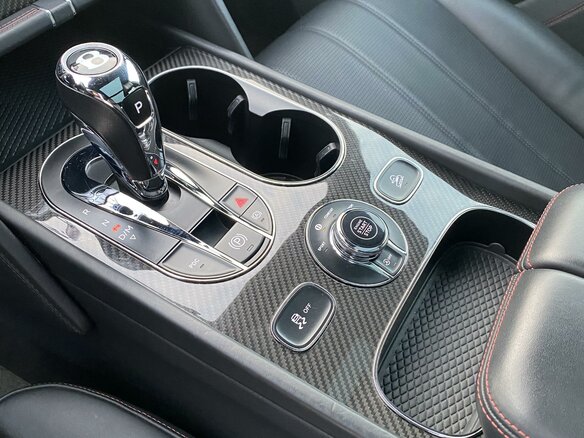 2019 Bentley Bentayga I, белый, 11400000 рублей - вид 20