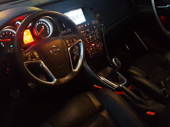 2012 Opel Astra OPC J, чёрный - вид 4