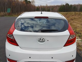 2013 Hyundai Solaris I, белый, 495000 рублей, вид 2