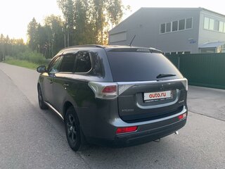 2013 Mitsubishi Outlander III, серый, 1179000 рублей, вид 4