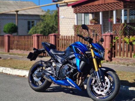 2017 Suzuki GSX-S 750, чёрный, 800000 рублей, вид 2