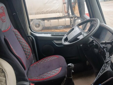 2011 Volvo FH, белый, 3400000 рублей, вид 4