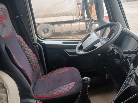2011 Volvo FH, белый, 3400000 рублей - вид 3