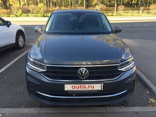 2021 Volkswagen Tiguan II Рестайлинг, серый, 3430000 рублей, вид 2