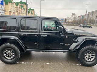 2023 Jeep Wrangler IV (JL) Рестайлинг, чёрный, 12500000 рублей, вид 3
