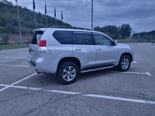 2010 Toyota Land Cruiser Prado 150 Series, серебристый, 3150000 рублей, вид 5