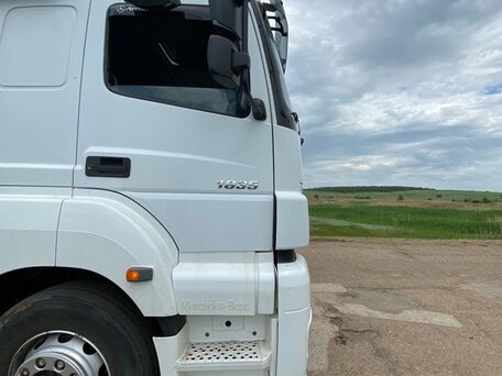 2007 Mercedes-Benz Axor, белый, 2150000 рублей, вид 4