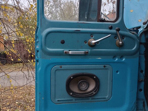 1992 ЗИЛ 554, голубой, 670000 рублей - вид 10