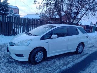 2012 Honda Fit Shuttle I, белый, 850000 рублей, вид 1