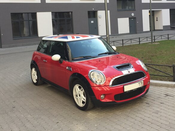 2007 Mini Hatch Cooper S II (R56), красный - вид 1