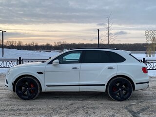 2019 Bentley Bentayga I, белый, 11400000 рублей, вид 5