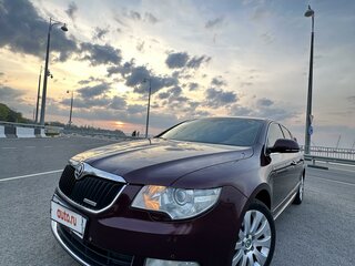 2009 Skoda Superb II, пурпурный, 950000 рублей, вид 3