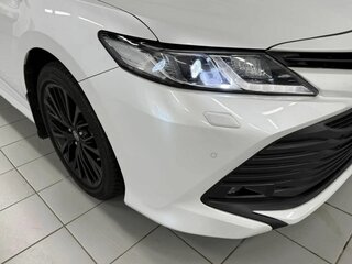 2020 Toyota Camry VIII (XV70), белый, 2385000 рублей, вид 5