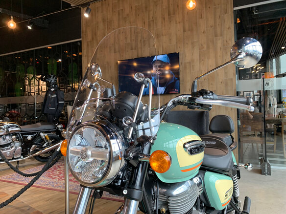 2025 Royal Enfield Meteor, зелёный, 519000 рублей - вид 16