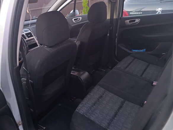 2004 Peugeot 307 I, серебристый, 430000 рублей - вид 11