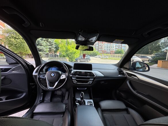 2018 BMW X3 20d xDrive III (G01), чёрный, 4000000 рублей - вид 9