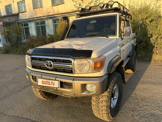 2007 Toyota Land Cruiser 76 70 Series Рестайлинг 1, белый, 2950000 рублей, вид 1