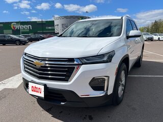 2022 Chevrolet Traverse II Рестайлинг, белый, 3090076 рублей, вид 3