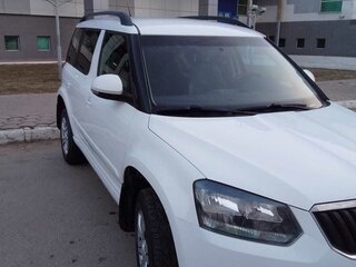 2014 Skoda Yeti I Рестайлинг, белый, 900000 рублей, вид 5
