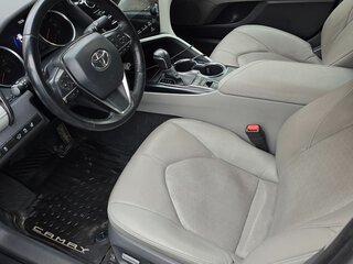 2020 Toyota Camry US Market VIII (XV70) Рестайлинг, белый, 2500000 рублей, вид 4